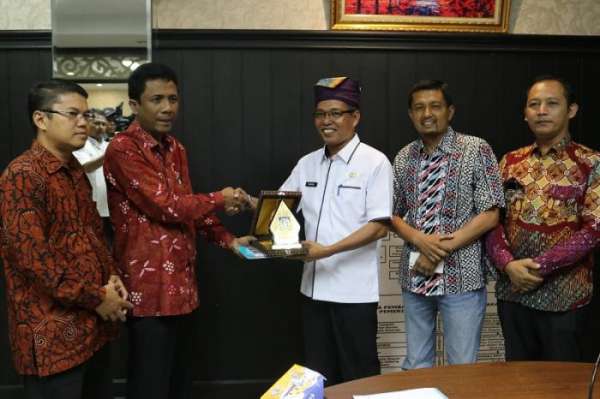 Wartawan dan Anggota DPRD Sleman Berkunjung ke DPRD Pekanbaru
